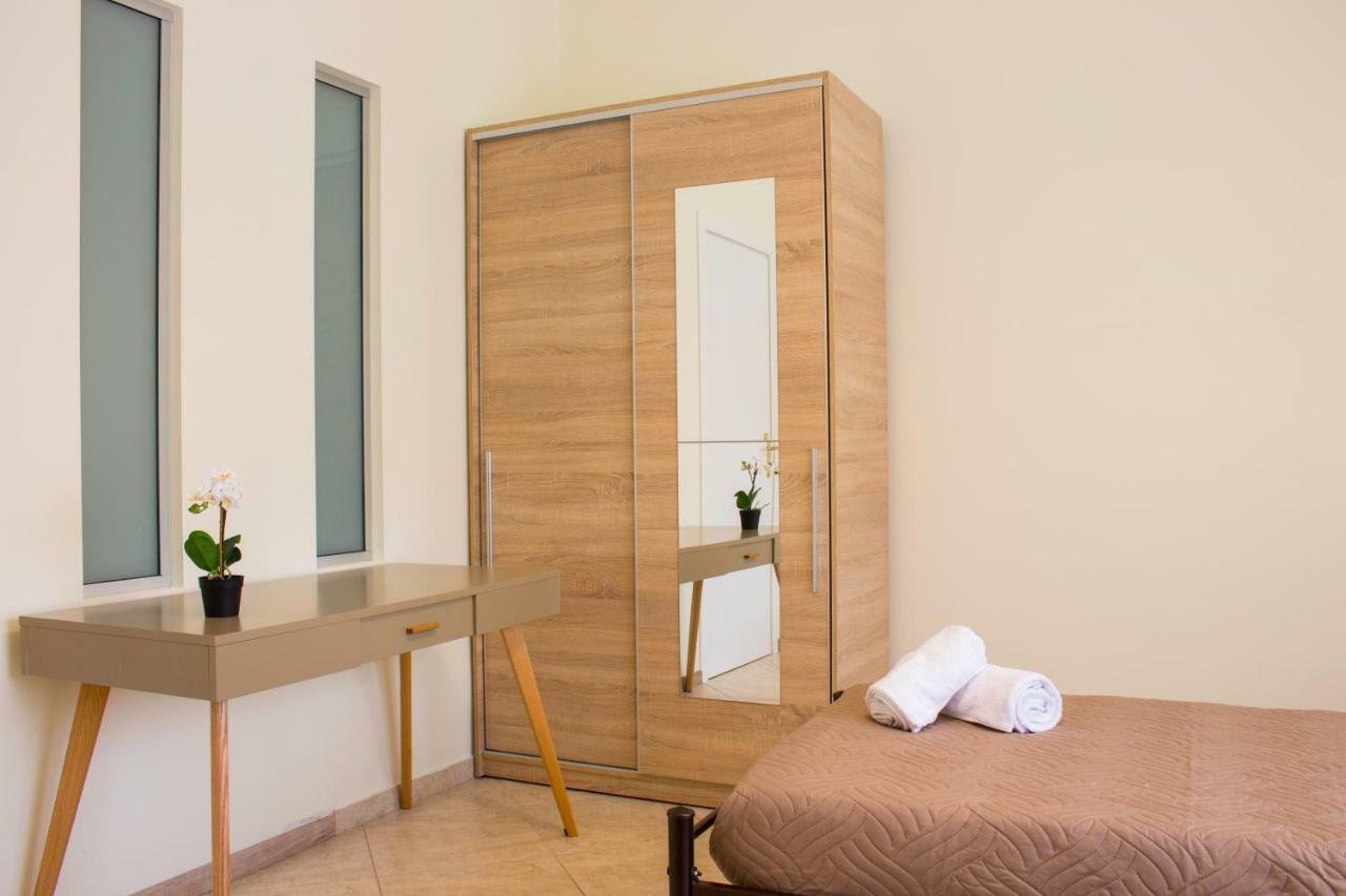 Physis Rental Estate Pigi  ภายนอก รูปภาพ